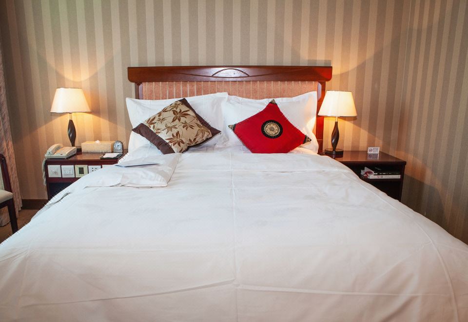 Long Shao Heng Hotel Hotel Overview