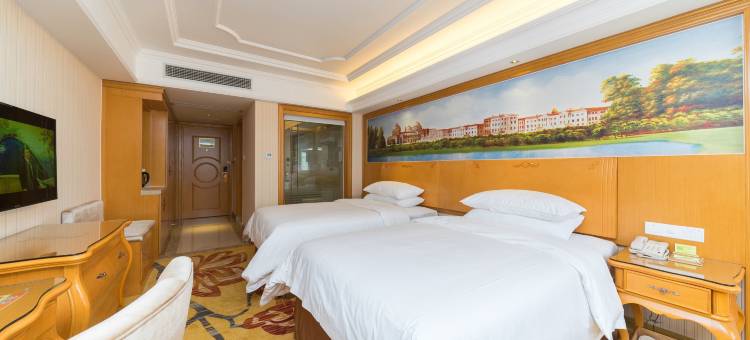 维也纳国际酒店(深圳福永会展中心塘尾地铁站店)图片