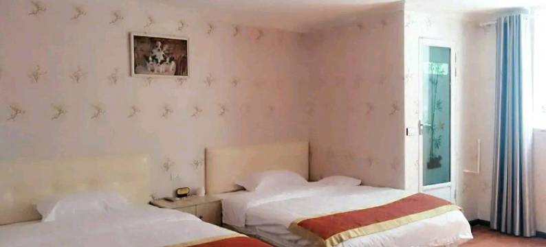 万源馨月宾馆图片