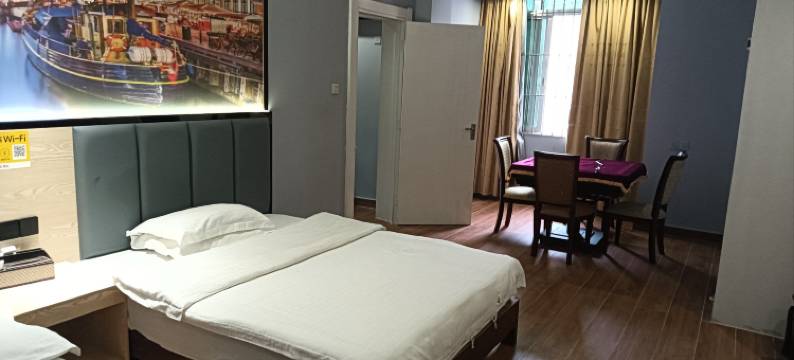 梅子公寓(吴川第一中学店)图片