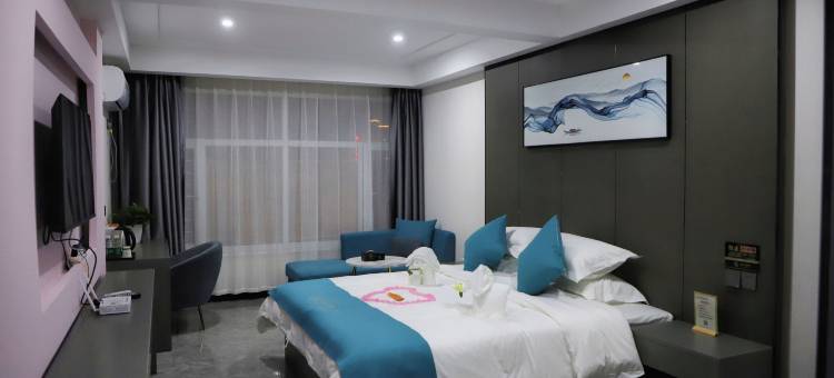 如家睿柏·云酒店(榆林定边站店)图片