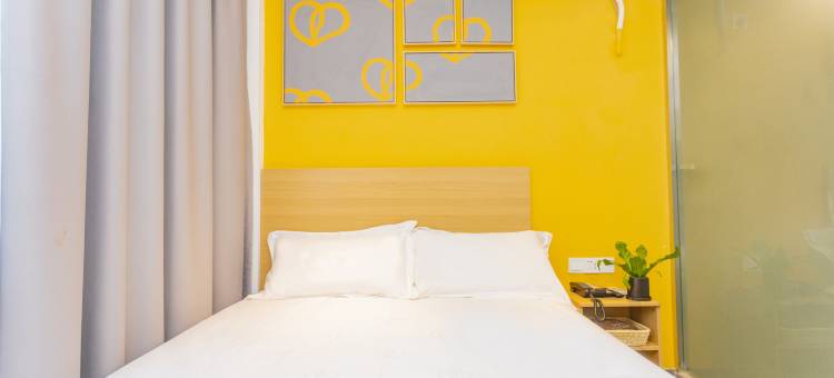 布丁严选酒店(杭州河坊街吴山广场地铁站店)图片