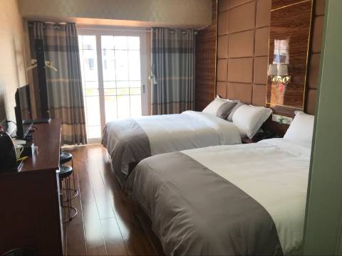 重庆綦惠商务酒店