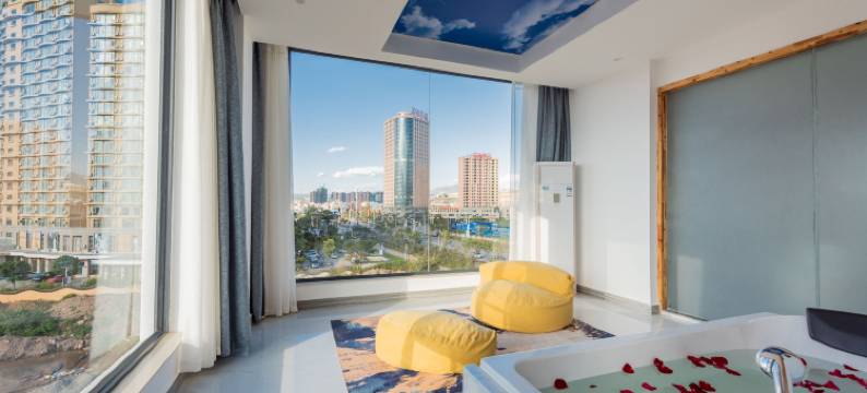 云之尚酒店(大理机场路洱海公园店)图片