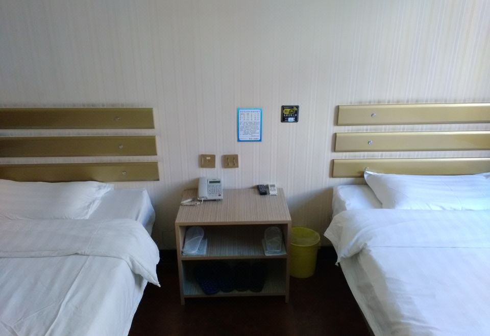  Hotel Overview