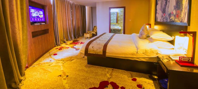 昭苏皇冠假日酒店图片