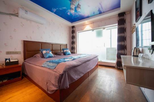 琴义酒店(遵义高铁站店)