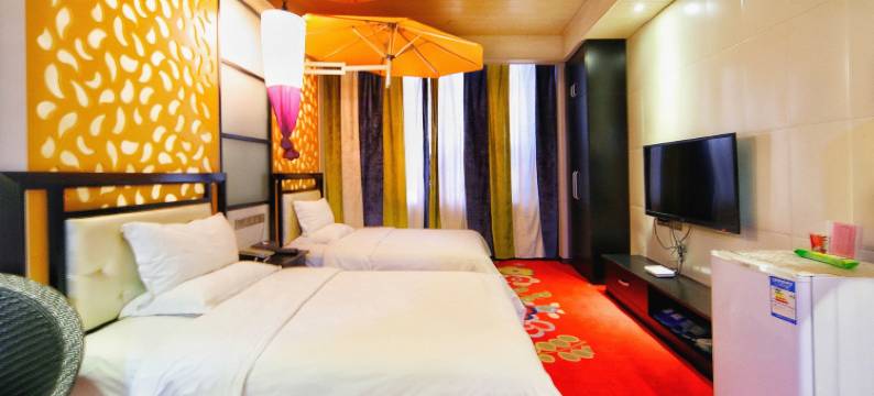 枣阳三三时尚精品酒店图片