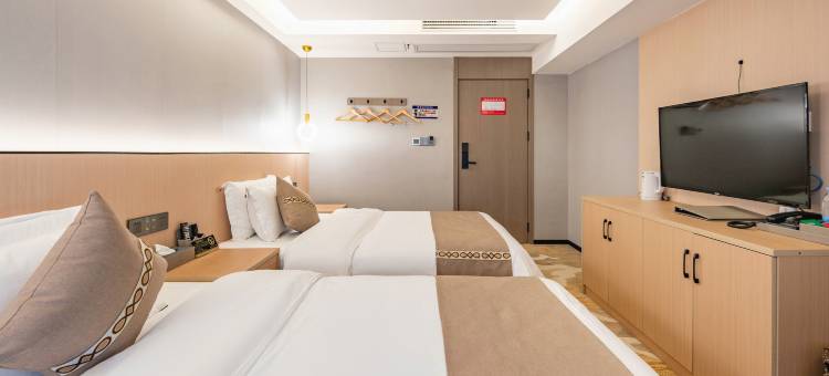 梓雲酒店(高县万达广场店)图片