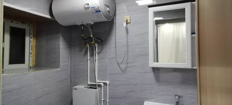 上木居贡噶山居图片