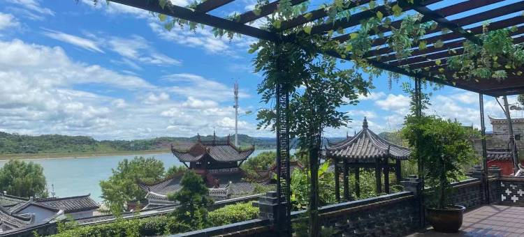 沅陵芸庐民宿(龙兴讲寺店)图片