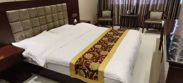 西宁辰裕酒店图片
