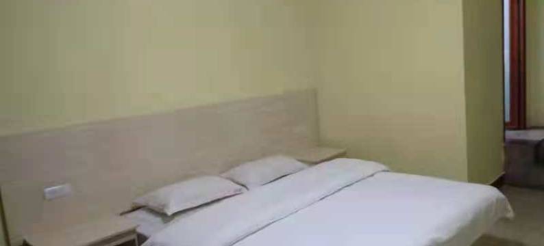 鹿寨居之都宾馆图片