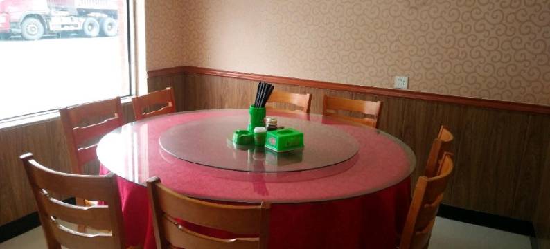 辉县秋山大酒店图片