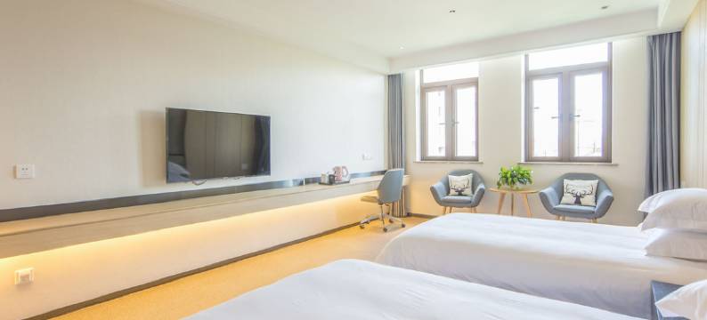 睿柏·云酒店(上海崇明城桥店)图片