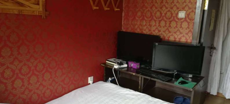 伊春冬雨旅店图片