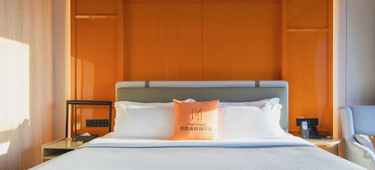 Smart·斯玛特空中酒店(自贡华商国际城南湖体育中心店)图片