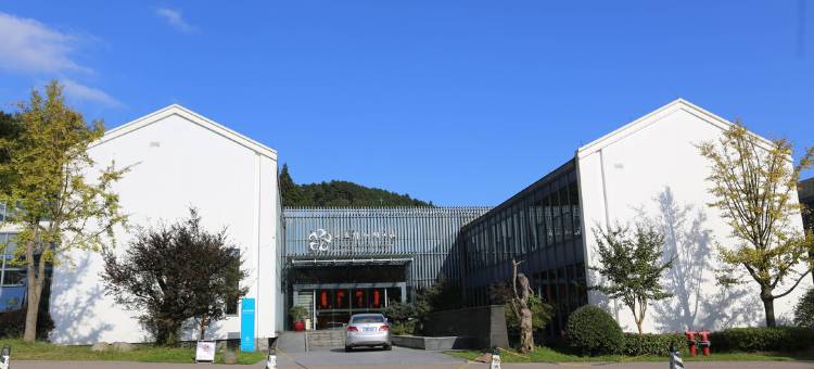 余姚仰天湖山庄图片