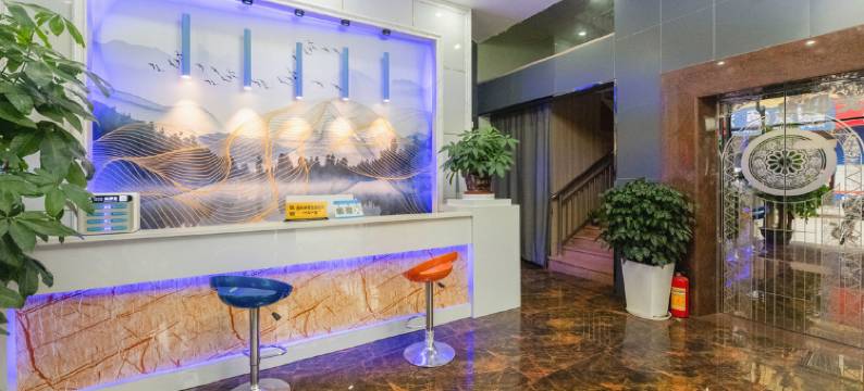 中山皇庭主题公寓(小榄泰丰购物中心店)图片