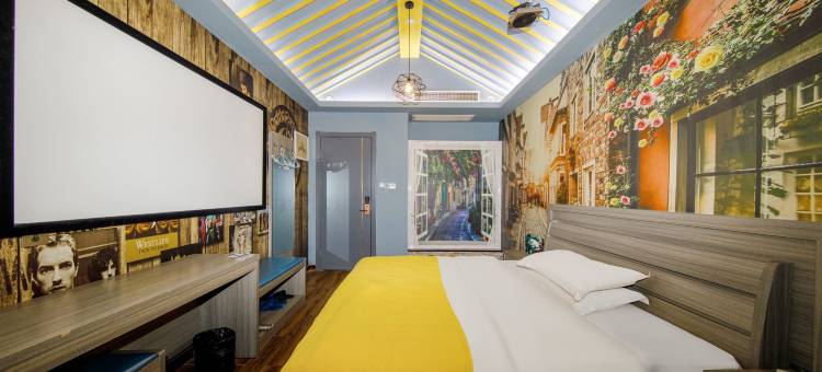 芜湖暴走熊电竞公寓(万达广场店)图片