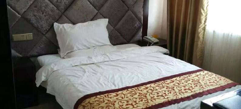 阿拉善左旗东方商务宾馆图片