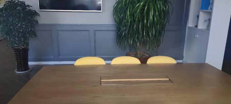 白玉兰酒店(格尔木江源路店)图片