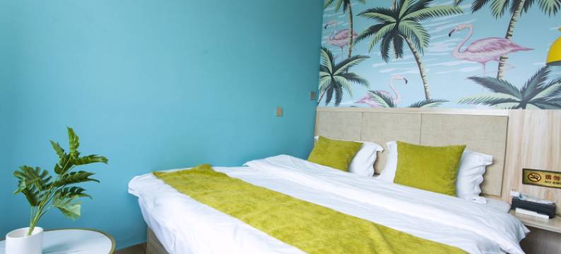 郑州六月精品酒店(郑大一附院东院区店)图片