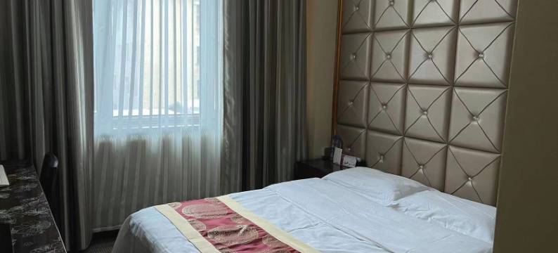 牙克石远大岭上人宾馆图片