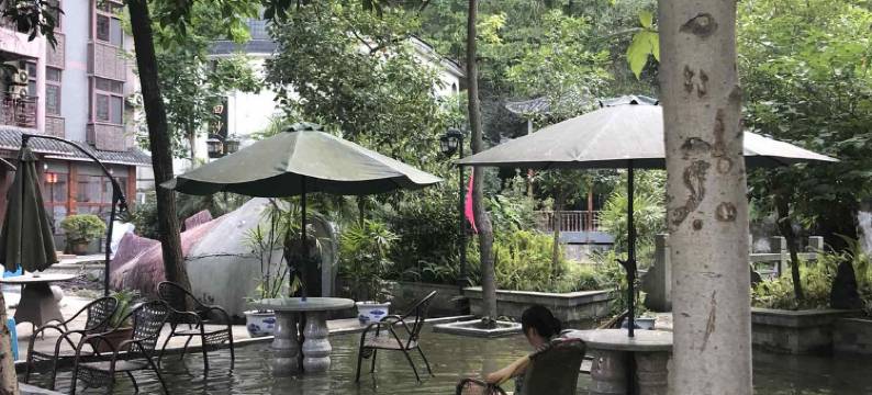 重庆万盛风情白沙洞图片