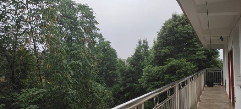 崇州悠然居客栈图片