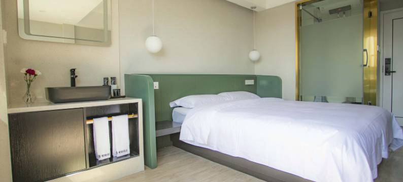 南京稳电竞酒店图片