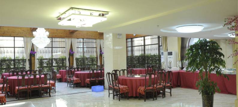 青海豪龙宾馆图片