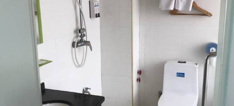 桂苹果连锁酒店(平果文化公园店)图片