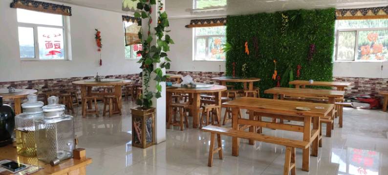 芦芽山根据地宾馆图片