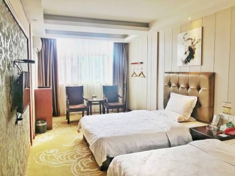 辰溪鸿华城市酒店