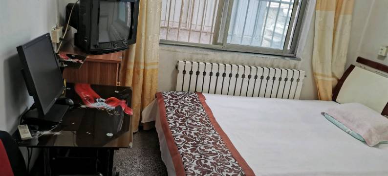 平阴心诚宾馆图片