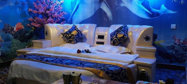 玩美设计师电竞公寓(秦皇岛茂业天地燕山大学店)图片