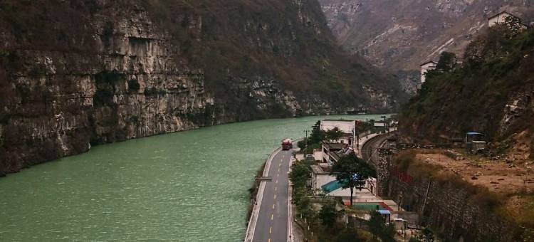 骏怡连锁酒店(乐山金口河店)图片