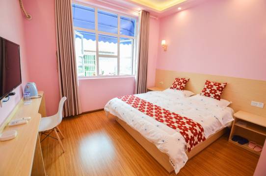 长沙蓝鲸时尚客栈