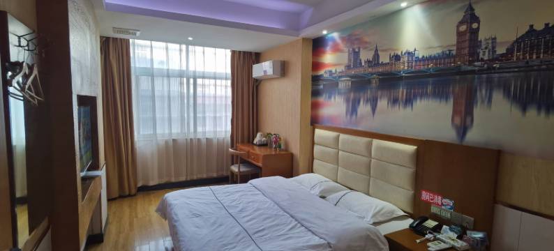 方圆连锁酒店(镇平南阳汽车站店)图片