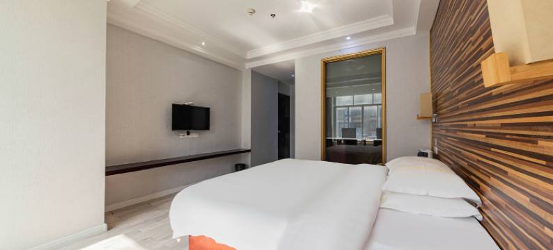 顺利假日酒店(高州市茂名大道城东车站店)图片