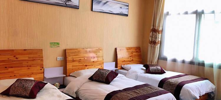 镇坪巴山酒店图片