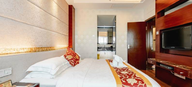 海南鸿运大酒店(海口骑楼老街店)图片