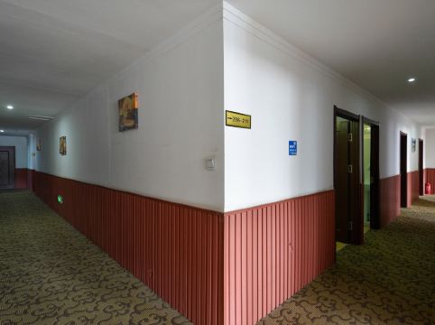 舒雅宾馆大连机场店