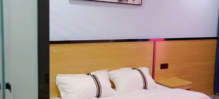 米微酒店(南宁石埠地铁站店)图片