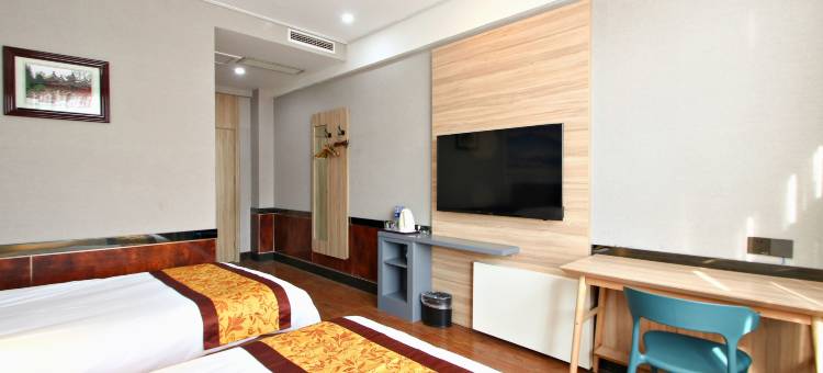 盛世金威酒店(阜阳火车站店)图片