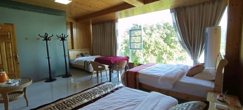 兴义奇峰乡村客栈图片