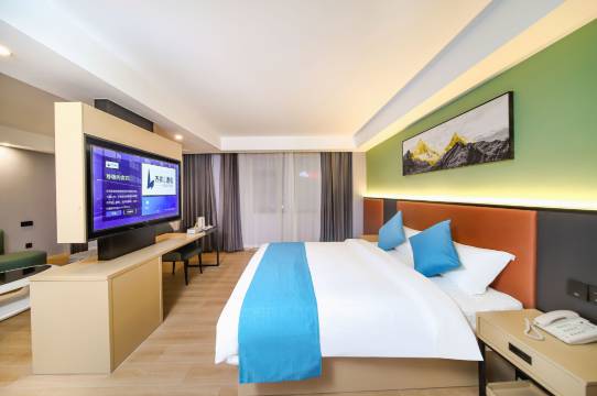 齐祺L酒店(郸城新汽车站店)