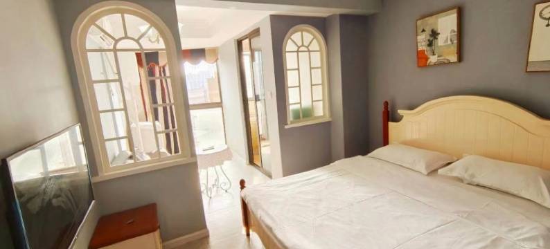 莫里亚蒂民宿(江汉路步行街店)图片