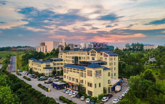 榕港国际大酒店（萍乡学院天虹店）外景图